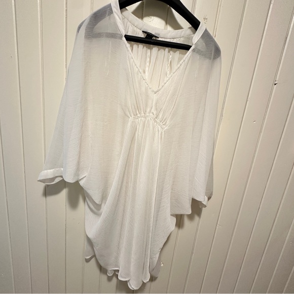 Coverup, sheer and feminine. Off- white, long sleeves - Picture 1 of 5